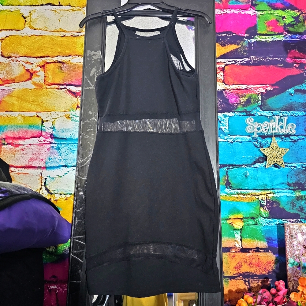Little black dress size med
